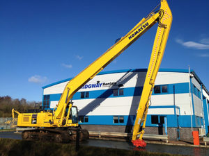 22m Long Reach Excavator b