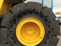 Recycling Loading Shovel Solid Tyres