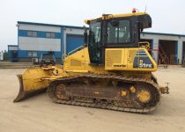 komatsu d51px dozer - left