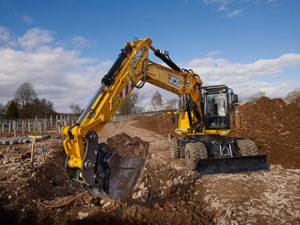 22 Ton Wheeled Excavator Hire b