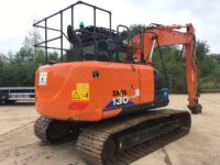 Hitachi 13 ton excavator for sale - boxing ring 3032