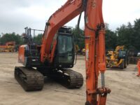 ZX130 Hitachi boom & dipper 3032