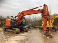 Hitachi ZX225 Excavator For Sale side view 506985