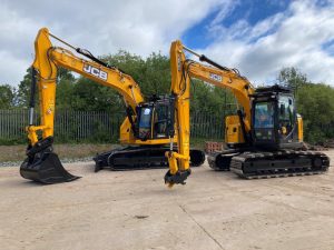 JCB zero tail swing excavator hire 245XR JZ145