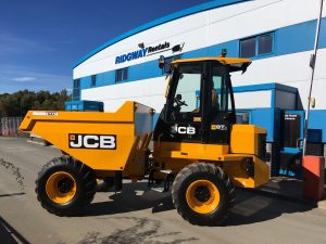 JCB 9t cab dumper for hire