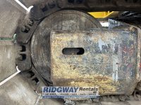 Komatsu PC138 tracks