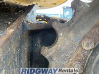Komatsu PC138 tracks