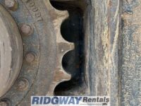 Komatsu PC138 tracks