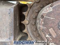 JCB JS 220X tracks