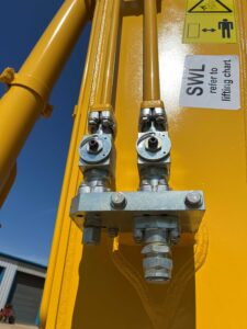 Komatsu PC210 cameras hydraulics