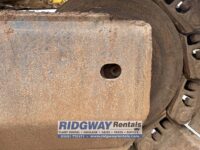 Komatsu PC490LC-11 tracks