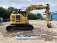 Komatsu 13 ton Excavator